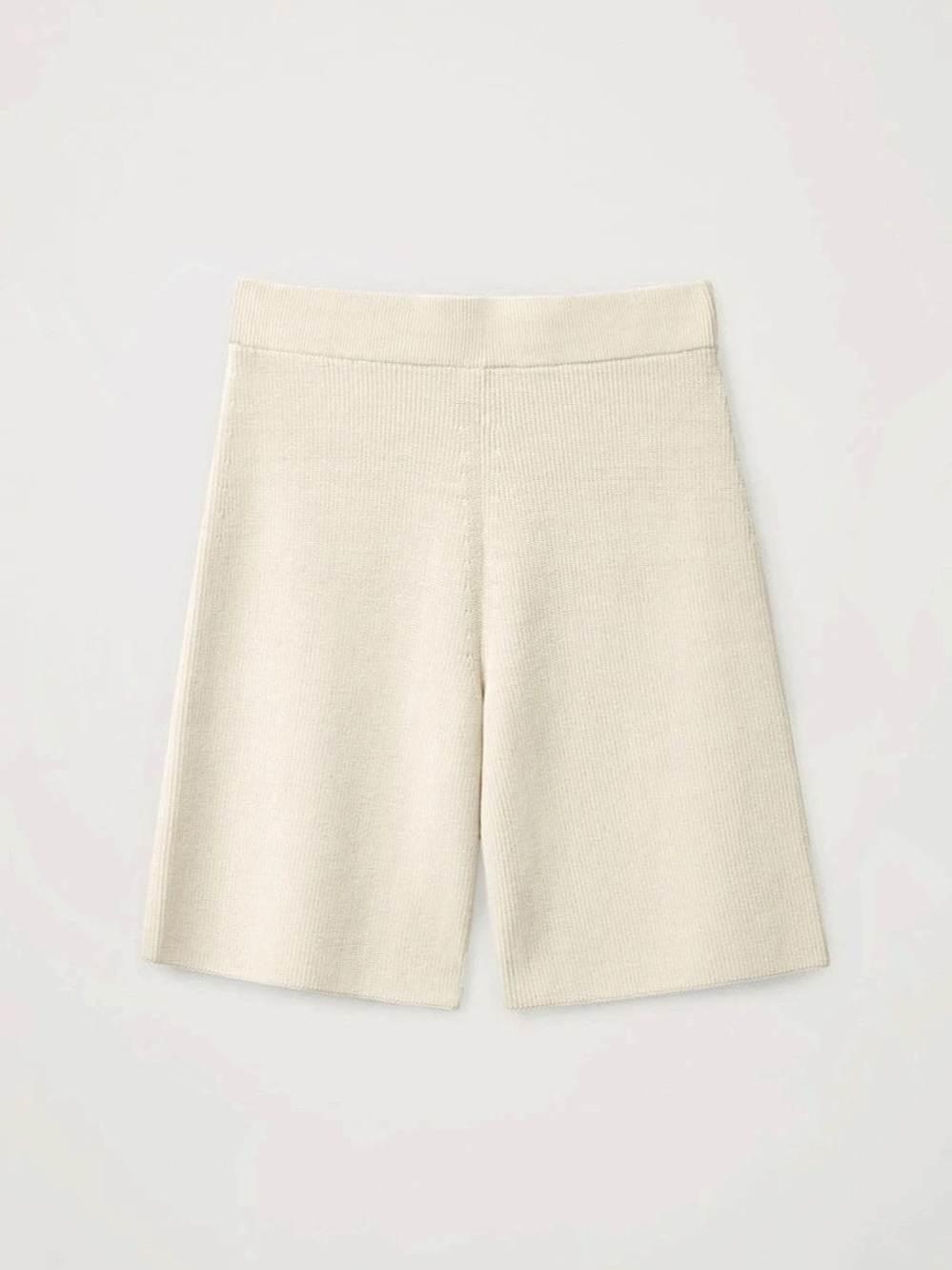COS Knitted Shorts Knit Shorts in Cream Size Small